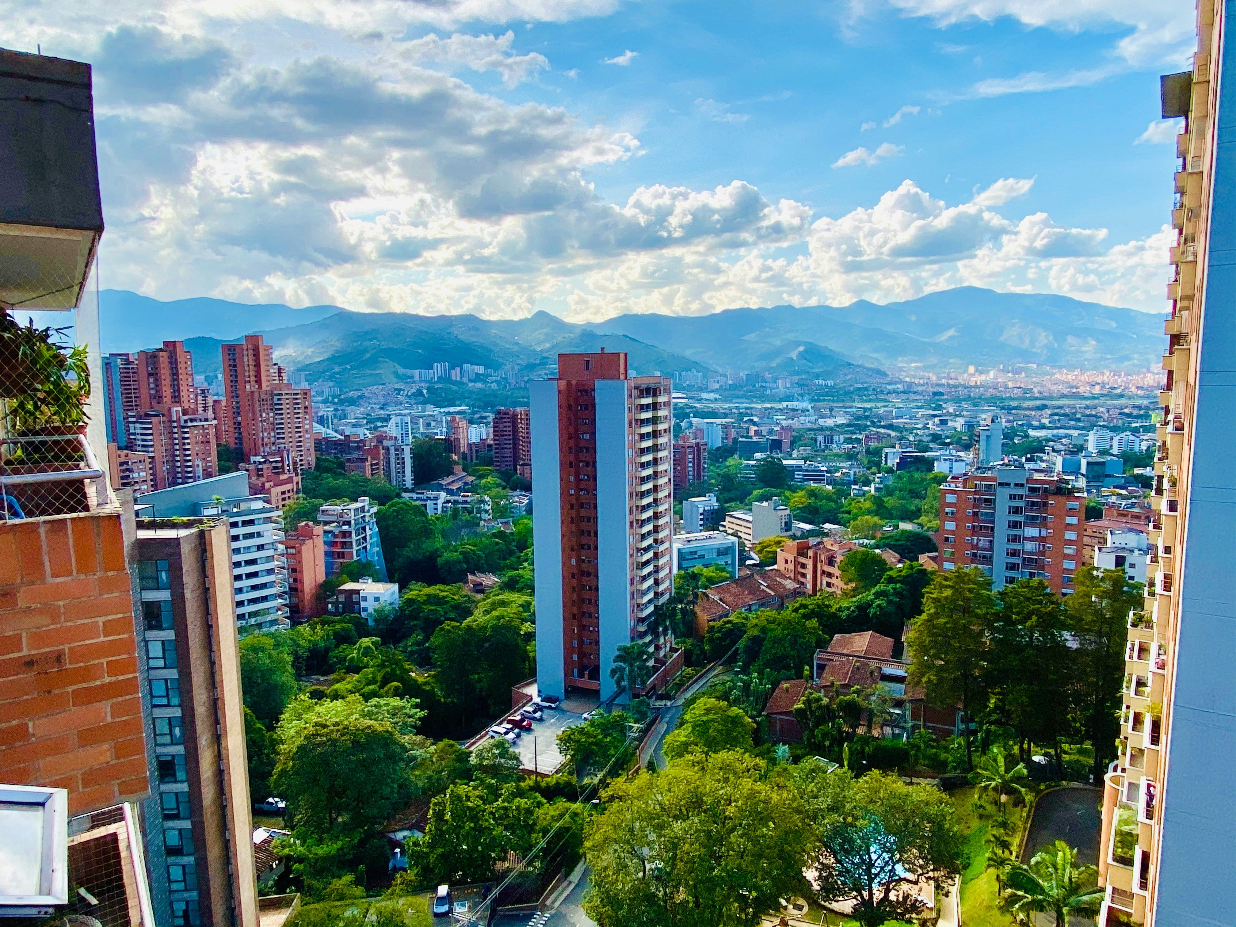 Paneles solares en Medellín